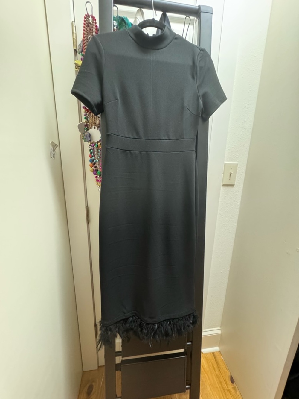 STYLEWE Black Mock Neck Midi Dress with Feather Hem